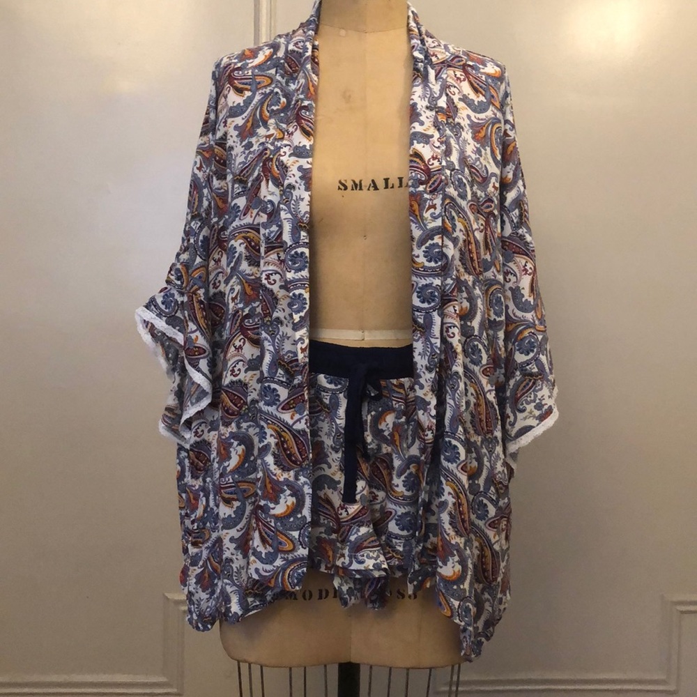 VERY CUTE - Like New BOUX AVENUE PJ Set